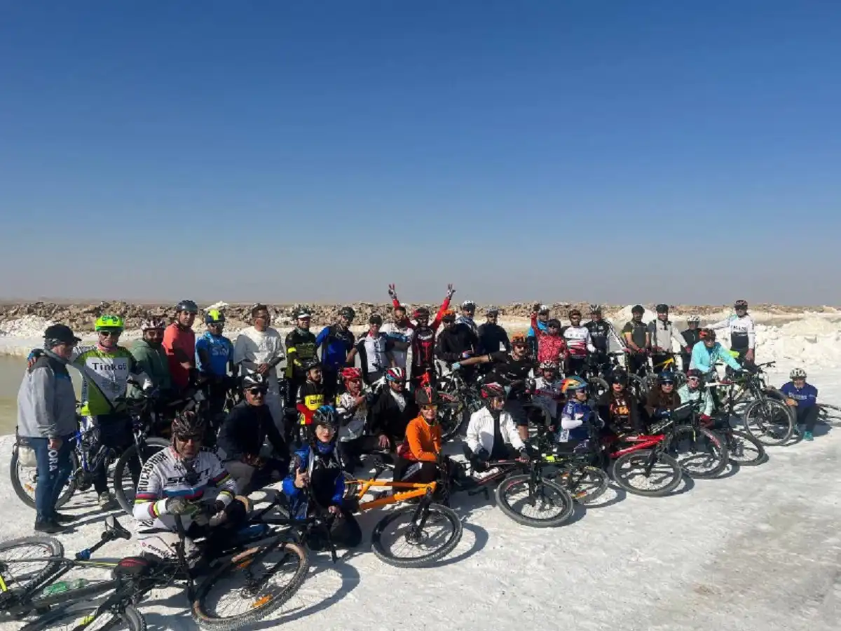گروه دوچرخه سواری رایابایک